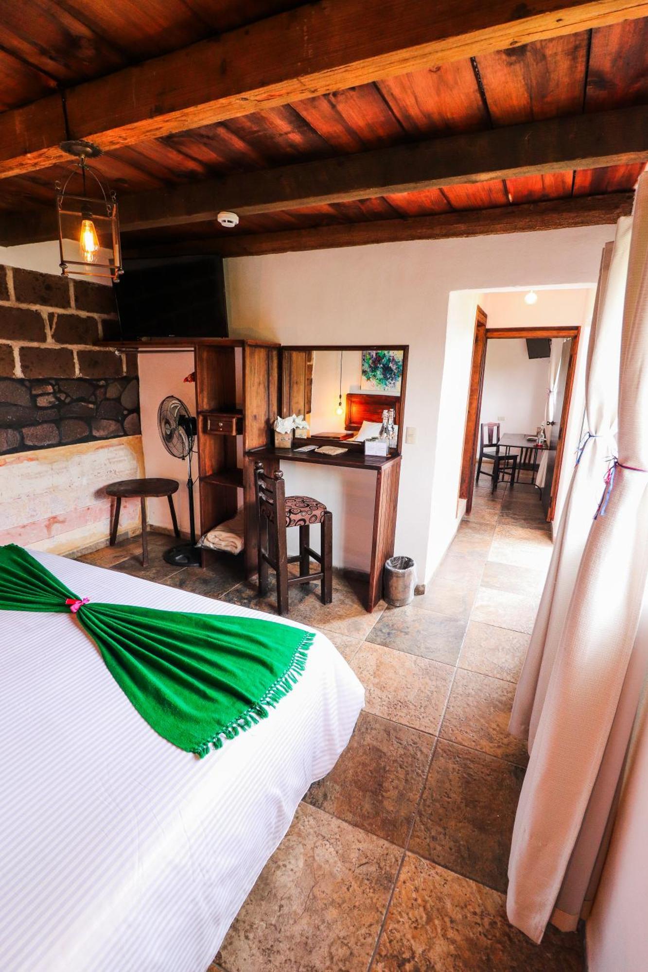 Casona Hotel Petra サン・ミゲル・デ・アジェンデ エクステリア 写真